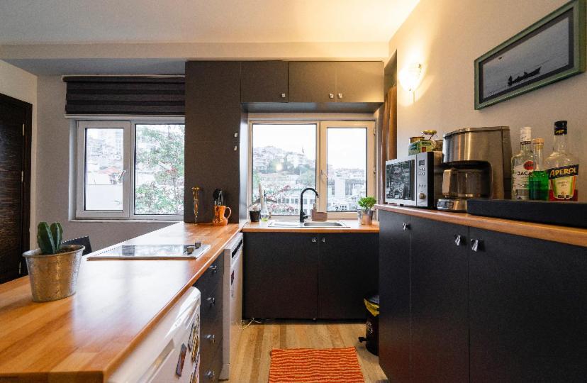 Cihangir, Taksim, Istanbul Bosphorus View Екстериор снимка